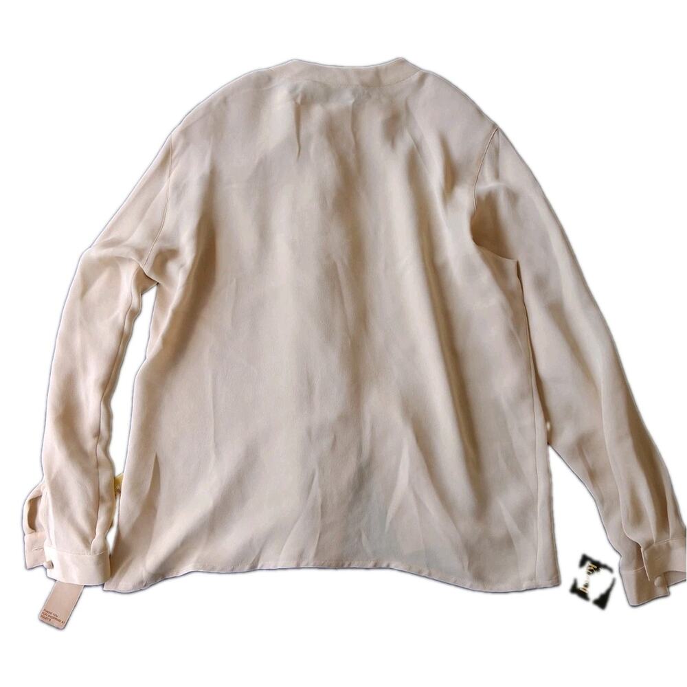 NWT Vintage Anne Klein II 100% Silk Cream Long Sleeve Button Down Blouse Size 12 - Picture 2 of 10